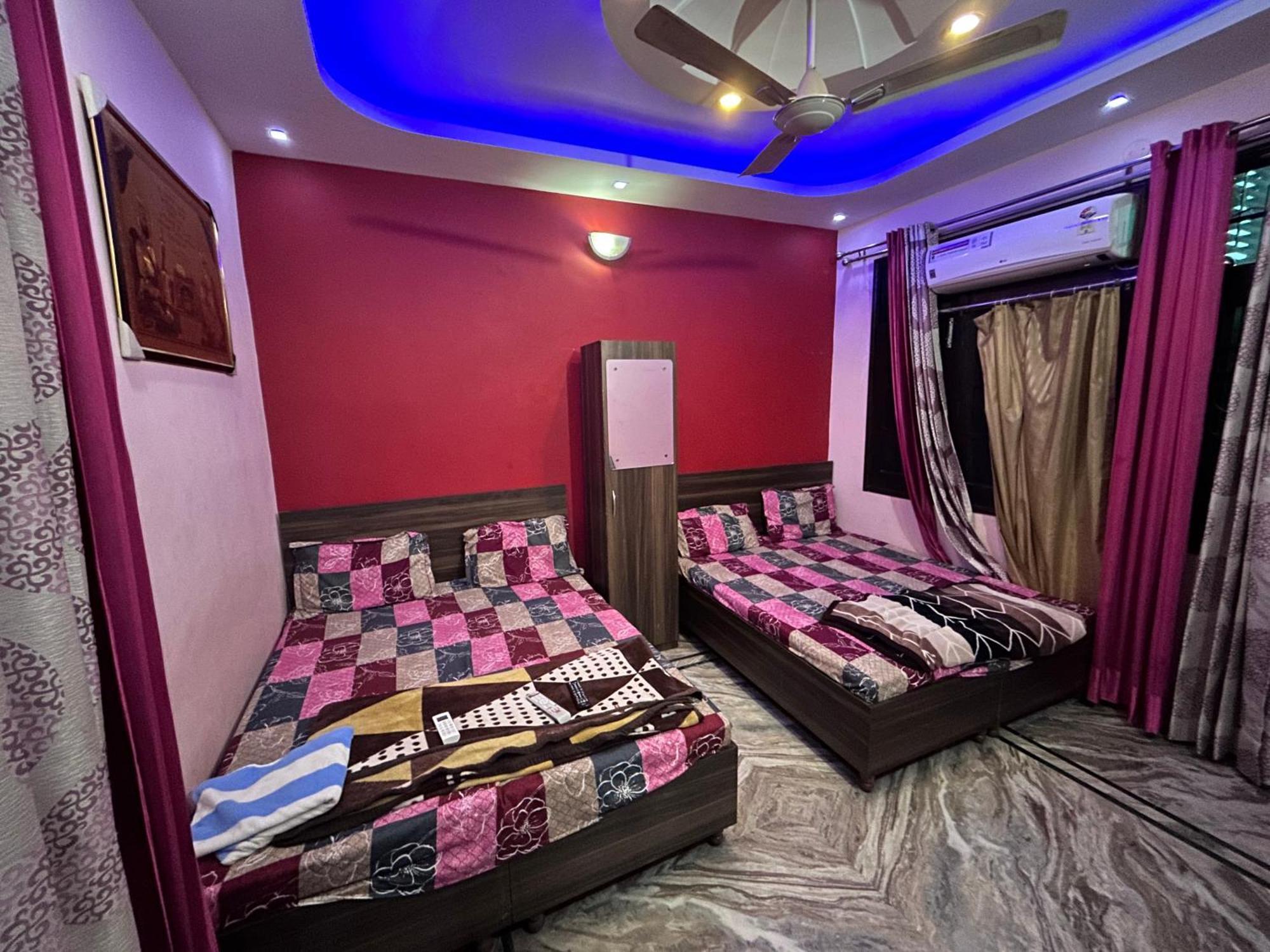 $4 Home Stay 암리차르 외부 사진